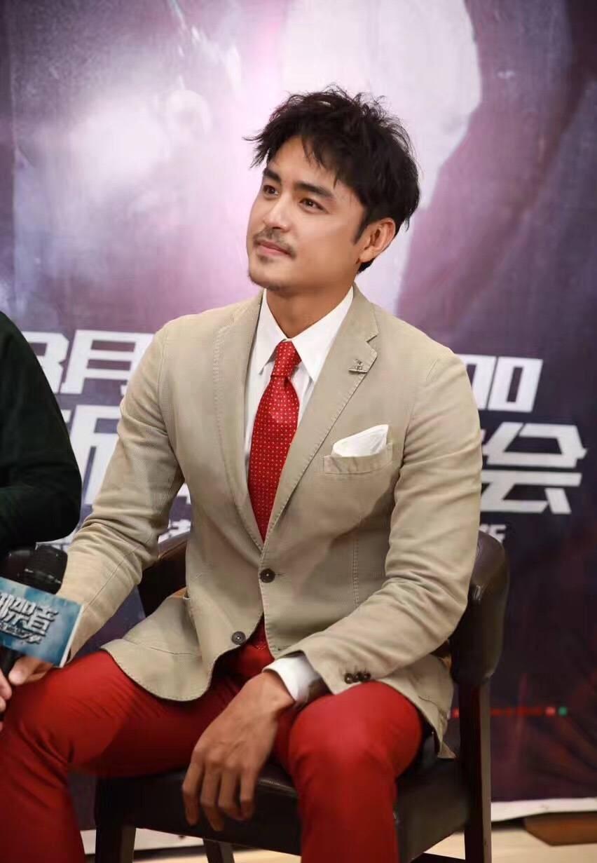 易球成名club新手到高手全攻略：快速上手足球经理游戏，轻松打造冠军球队